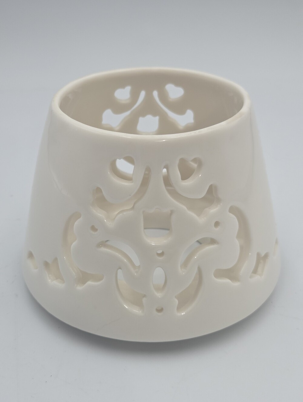 Home Interiors Preston Lattice  Ceramic Candle Shade Pierce Design Ivory